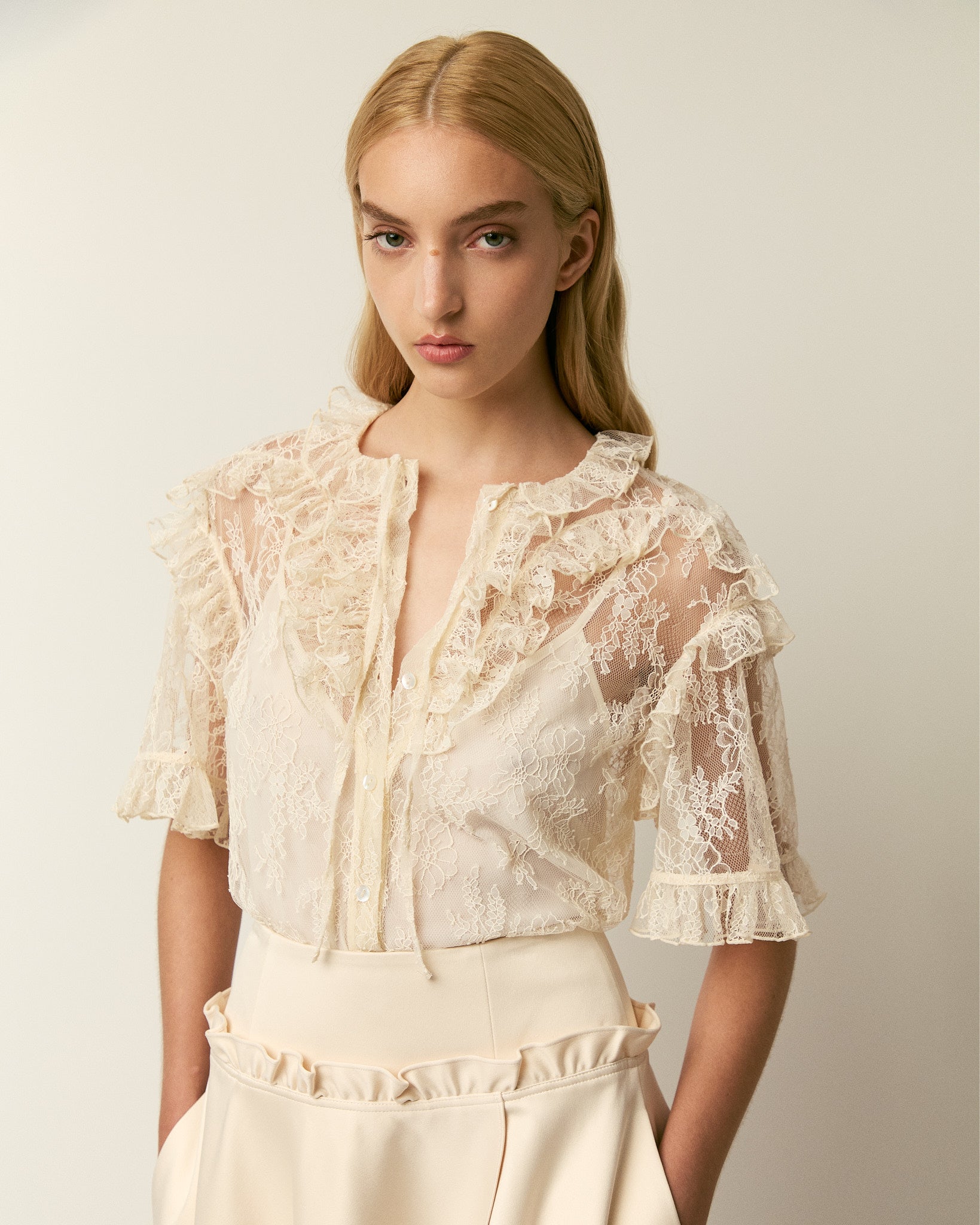 The Kyra lace top – Aknvas