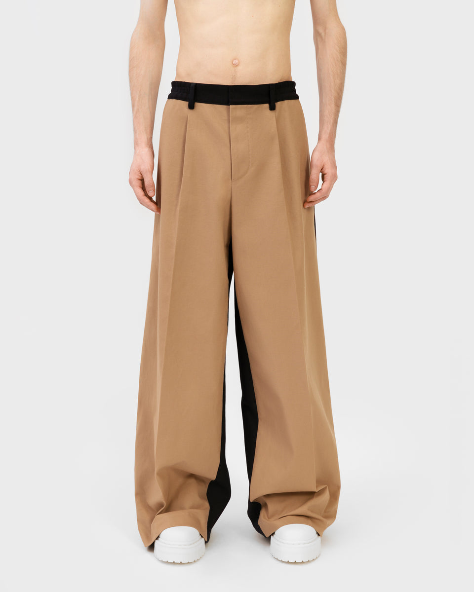 【massnoun】TWO TUCK WIDE SHORT PANTS RED KAP/別注 2TUCK BAGGY WIDE TWILL SHORTS PANTS｜Daytona