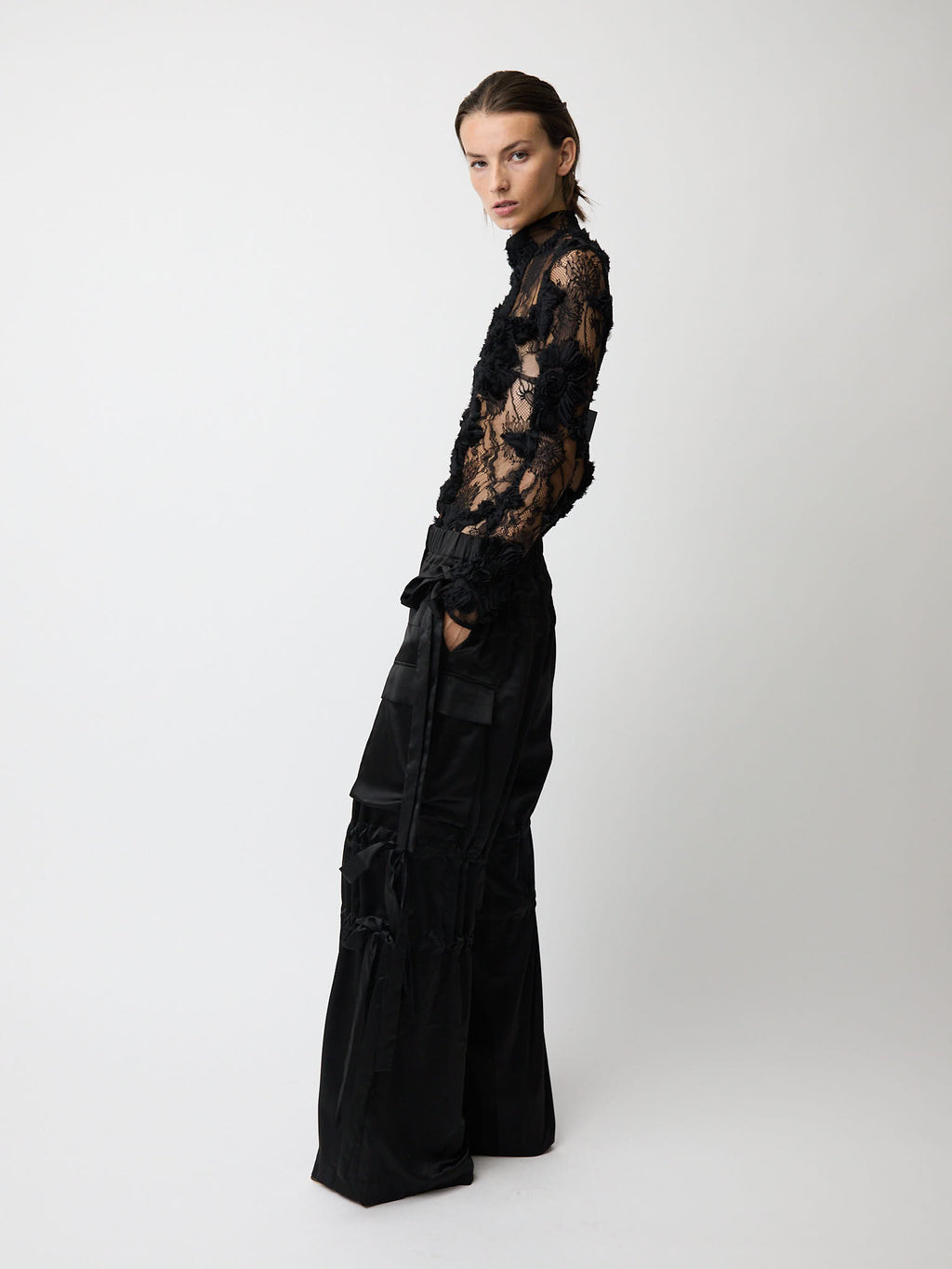 The Odin tie trousers in satin