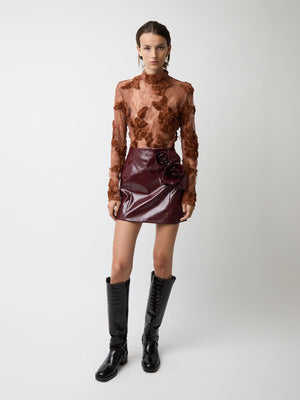 The Freja top in brown lace