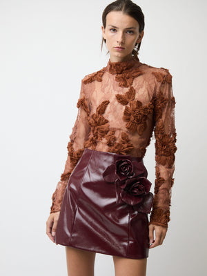 The Freja top in brown lace