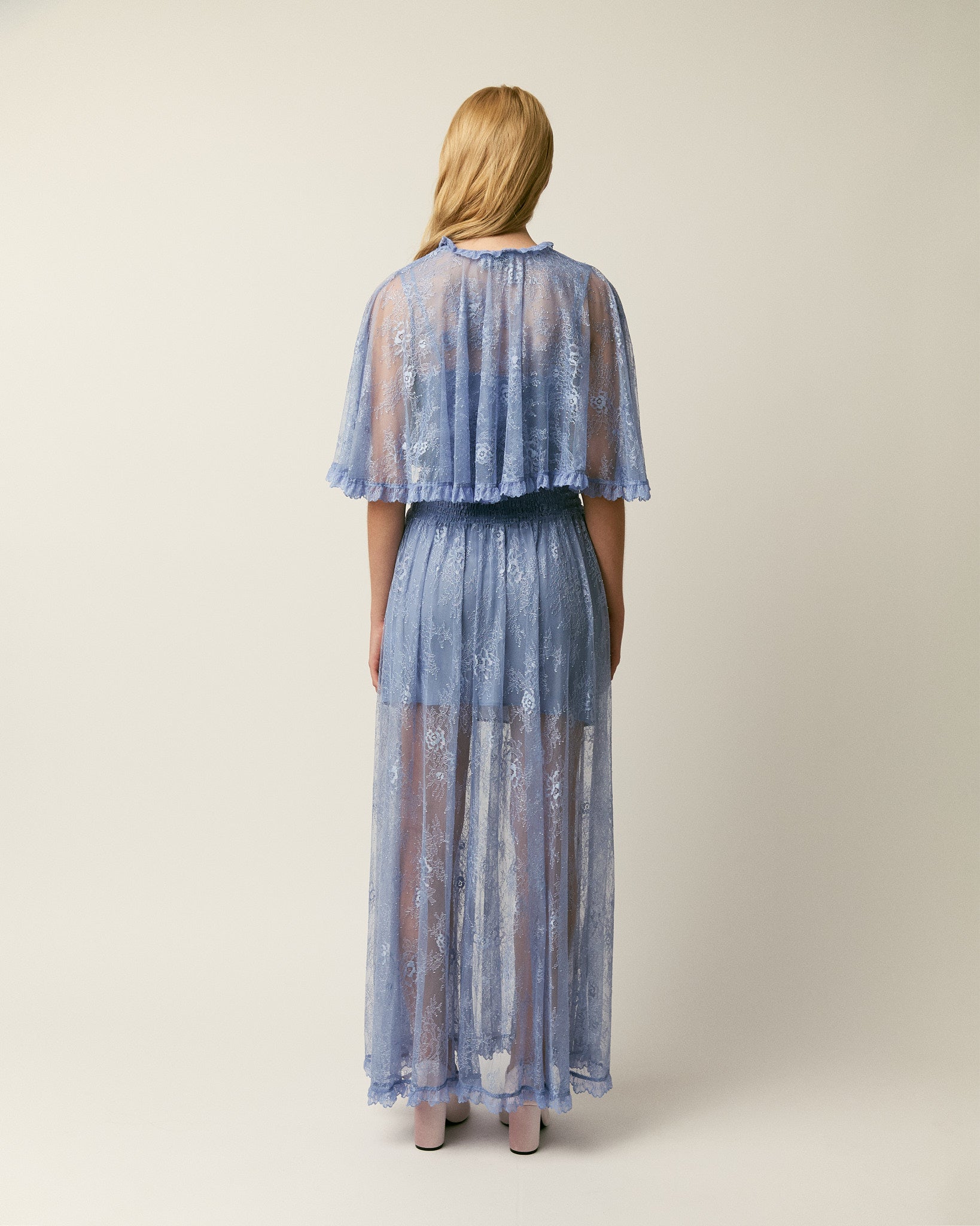 The Tissy gown in lace