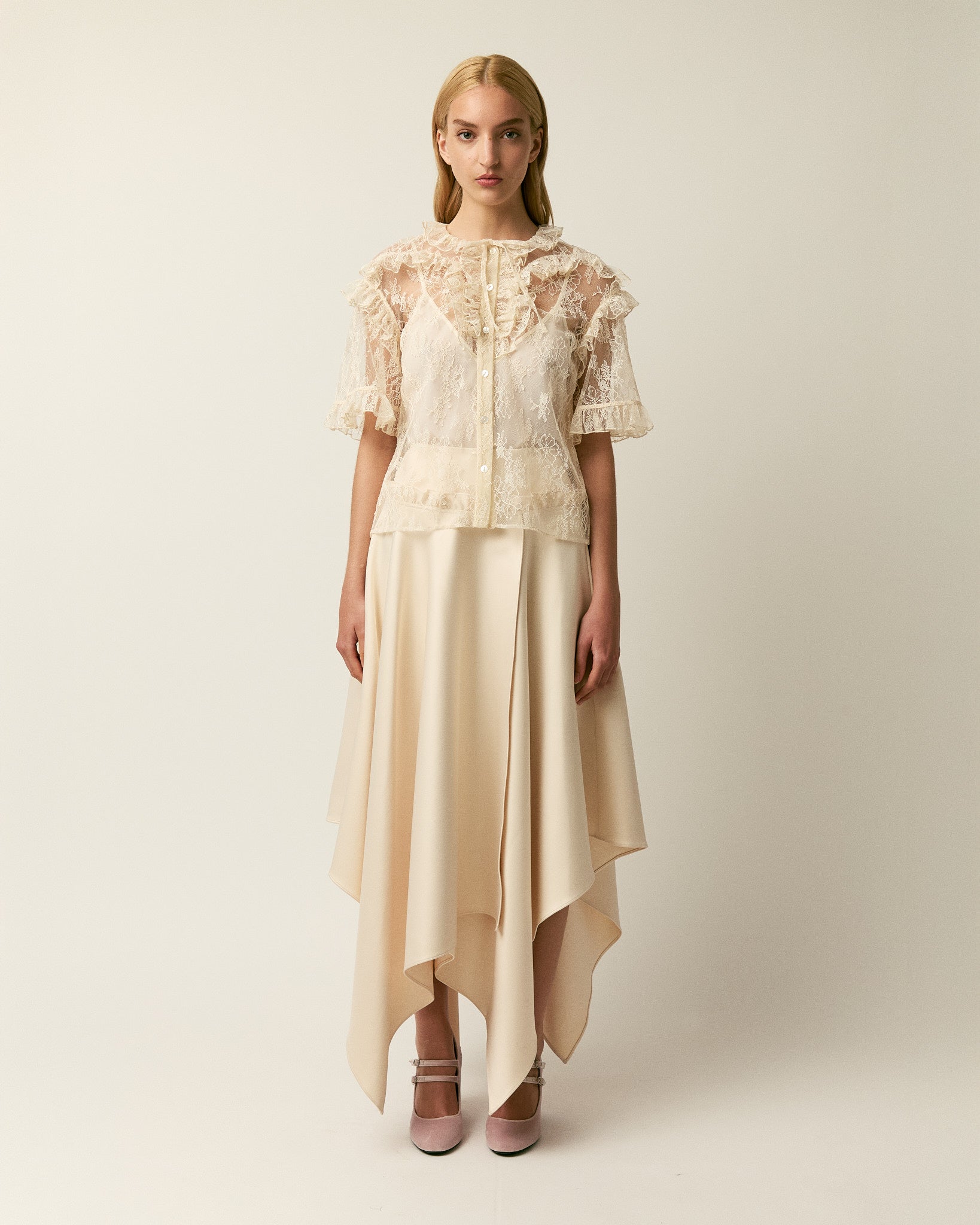 The Kyra lace top