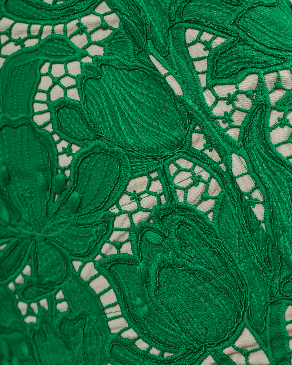 The Kalle skirt in guipure lace