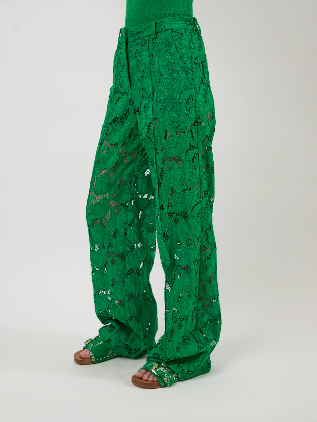 The Elin pants in guipure lace