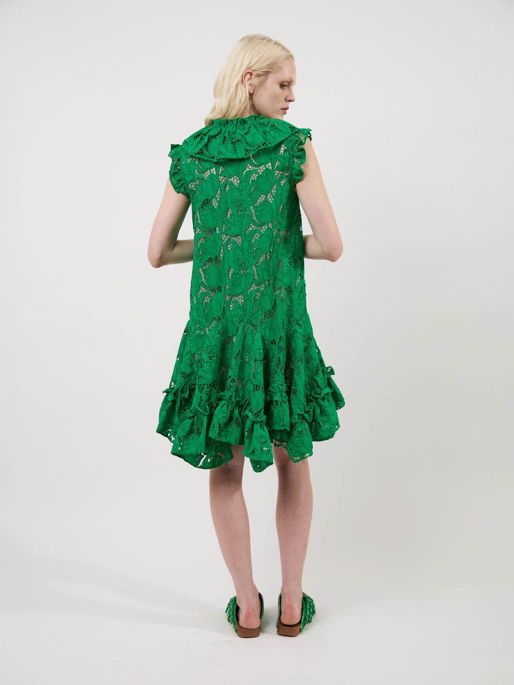 The Nora dress in guipure lace
