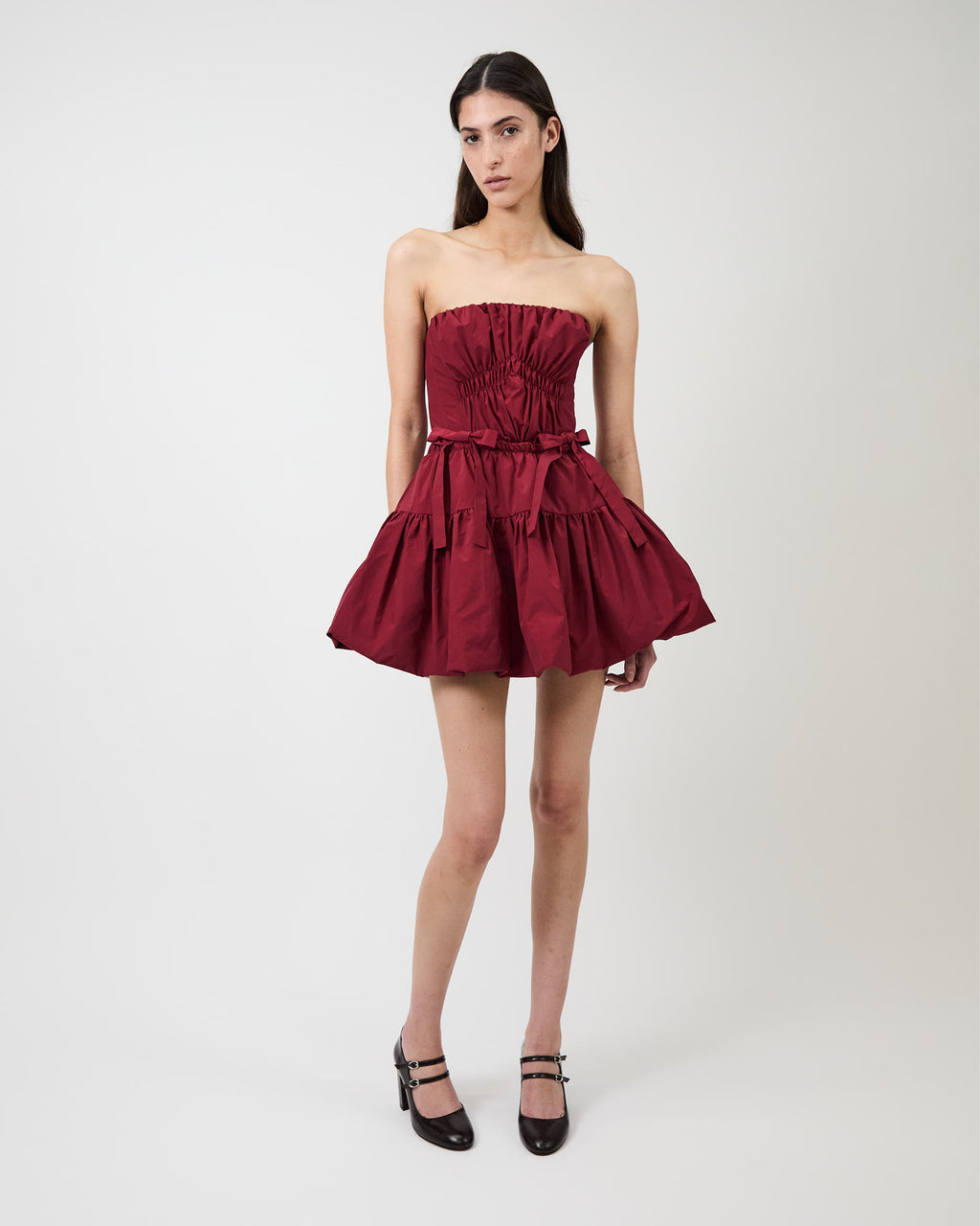 The Kamilla dress in burgundy tech taffeta