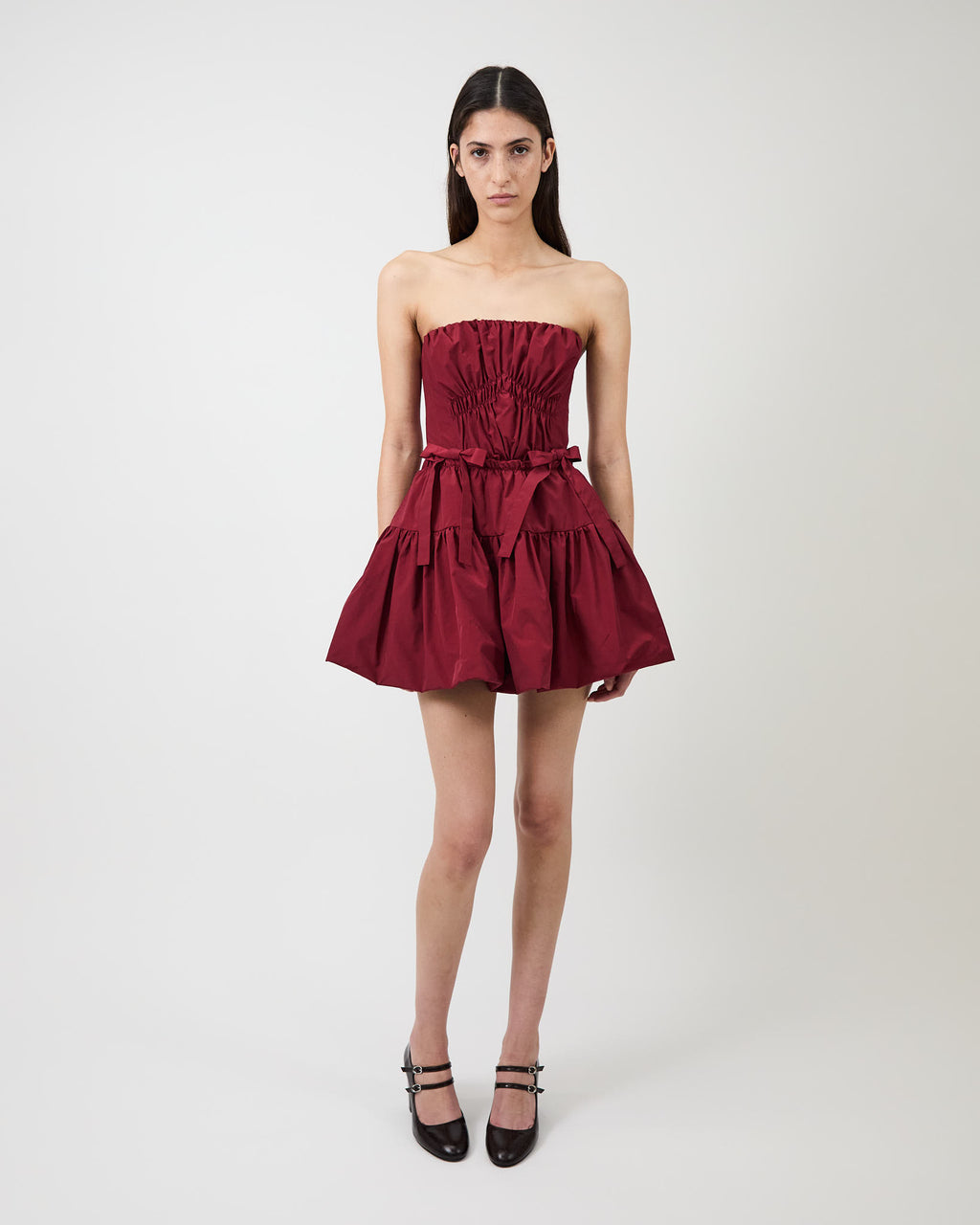 The Kamilla dress in burgundy tech taffeta