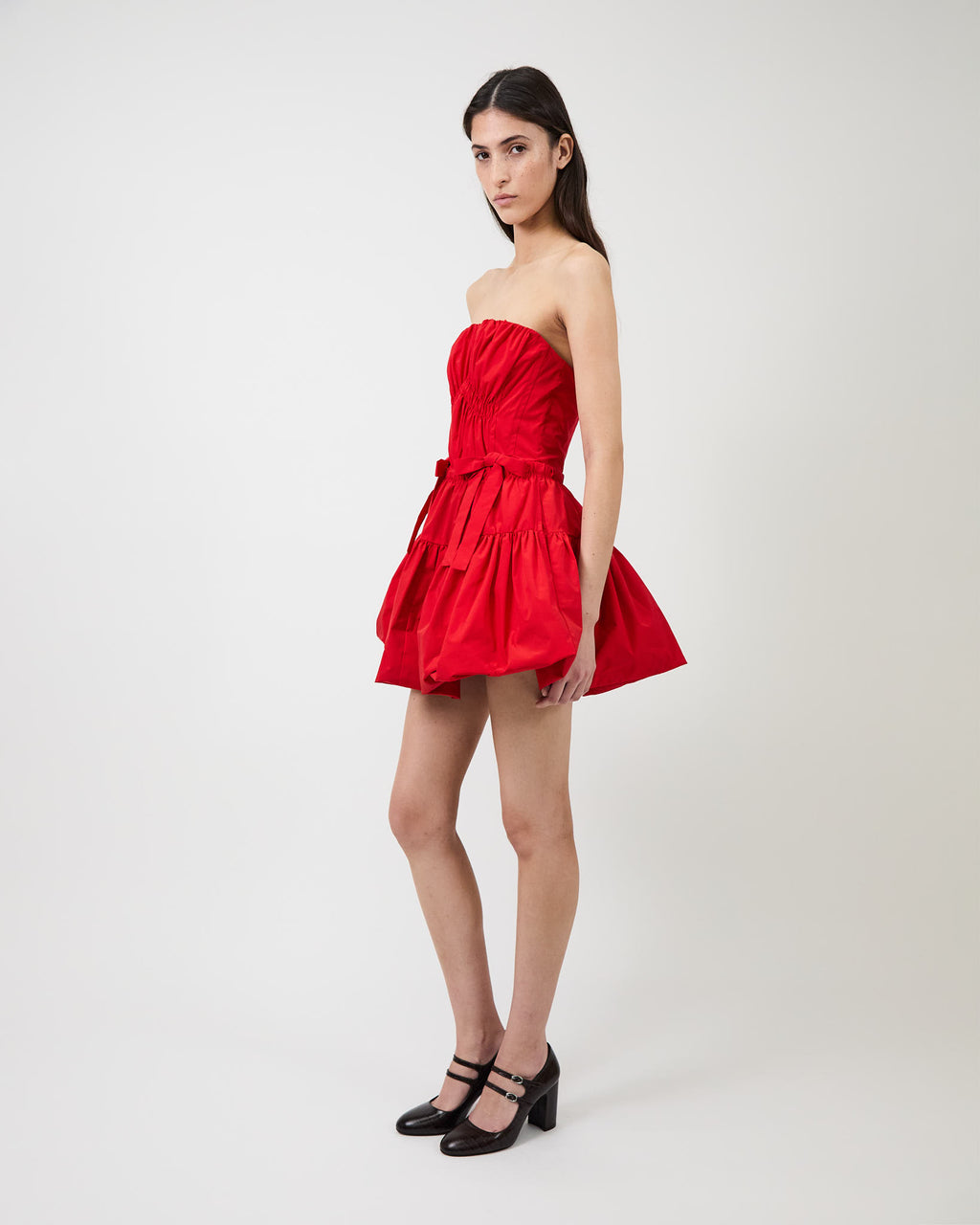 The Kamilla dress in red tech taffeta