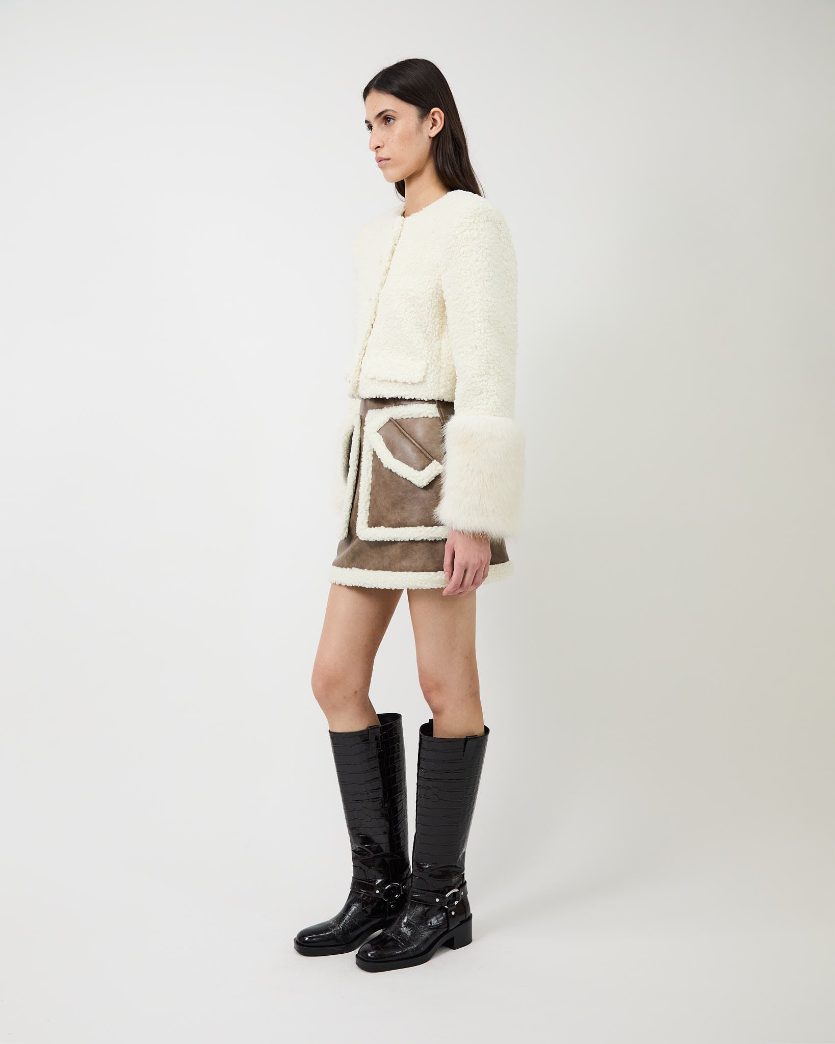 The Cherry skirt in faux shearling