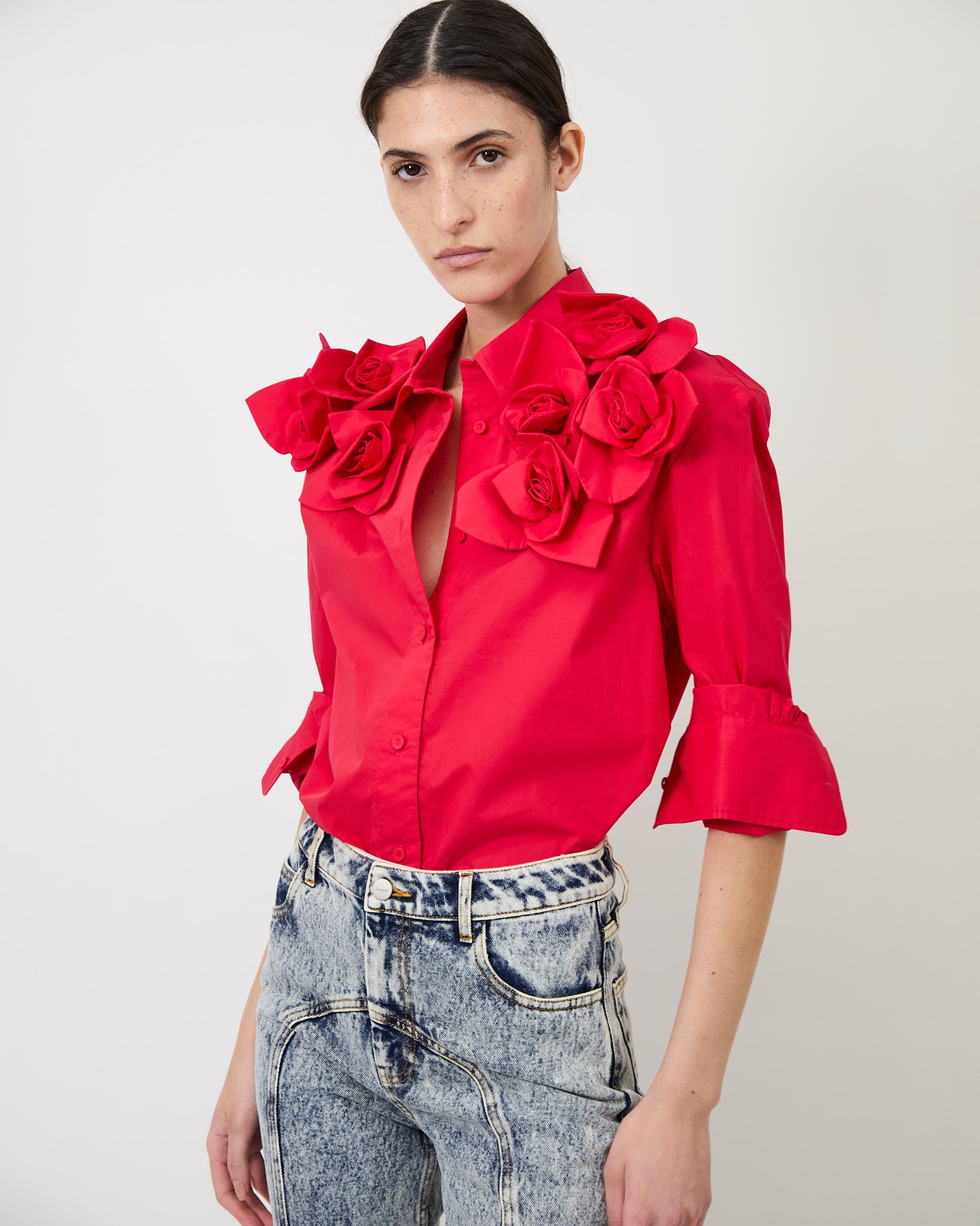 The Flor shirt in red – Aknvas
