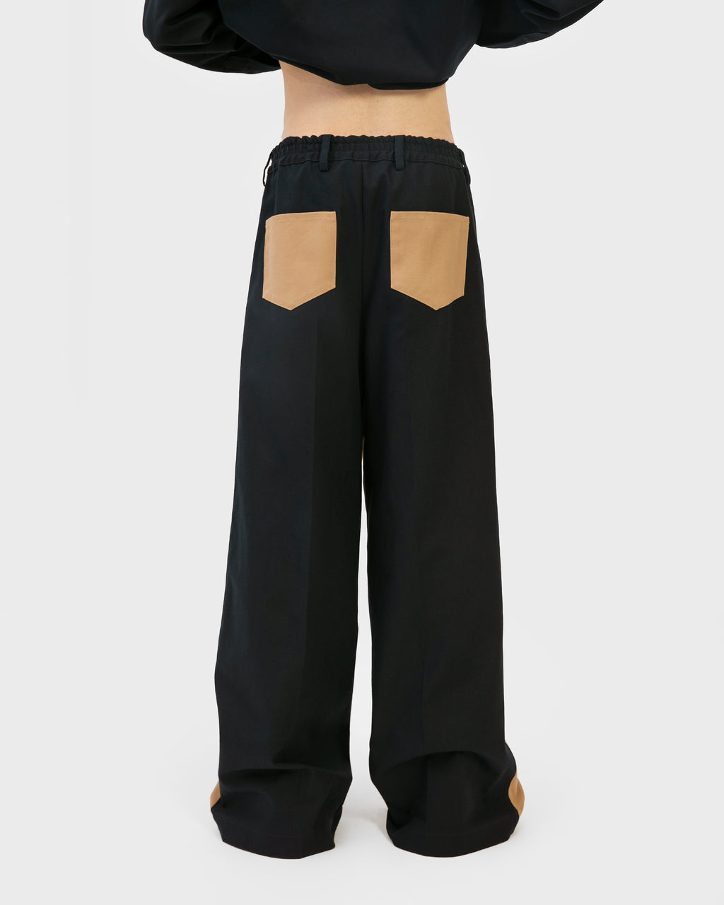 The two-toned Tate pants