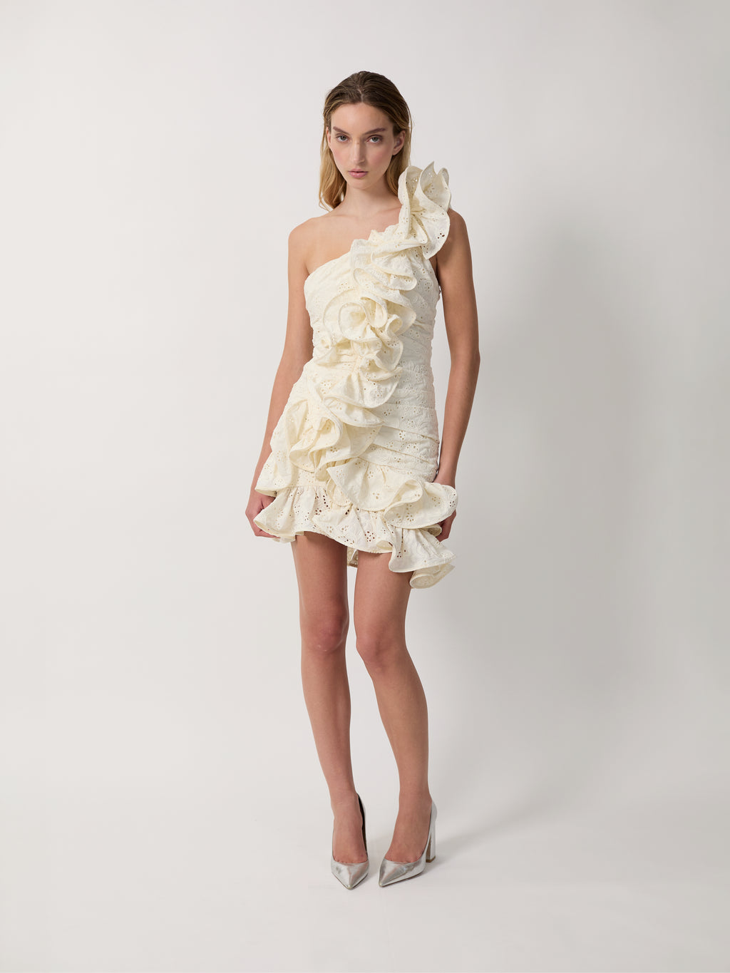 The Sonia dress in cream