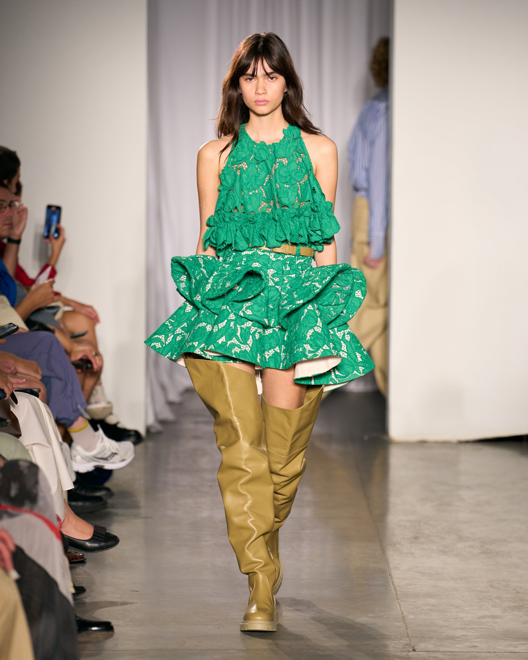 The Kalle skirt in guipure lace