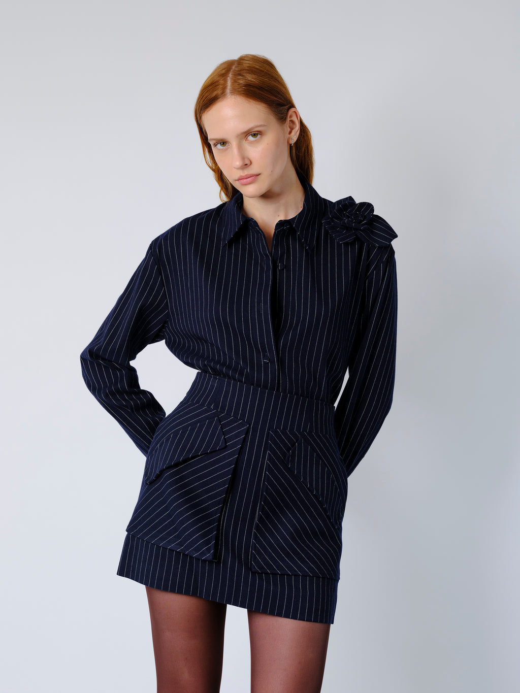 The Flor shirt in navy pinstripe