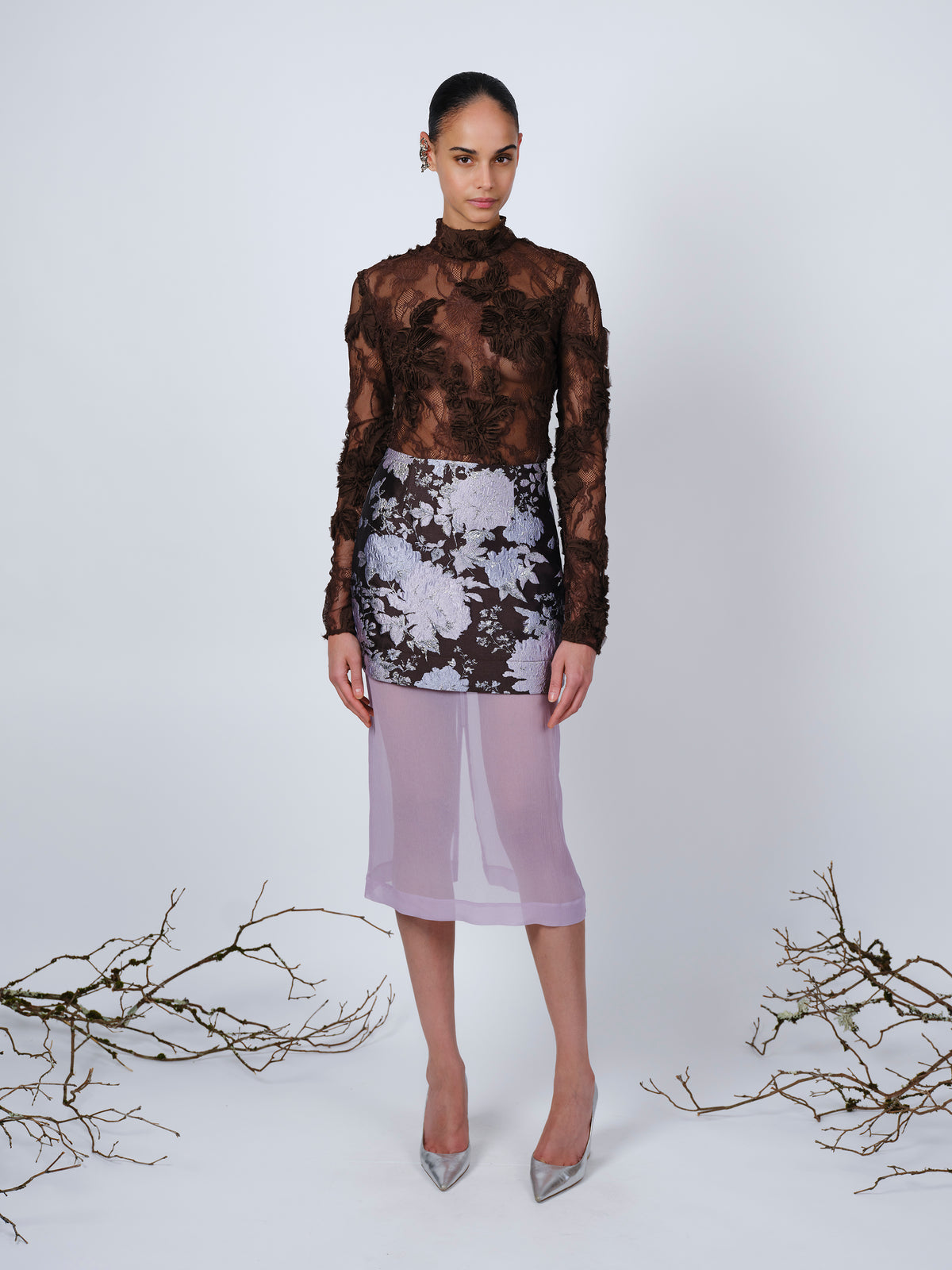 The Freja top in dark brown lace