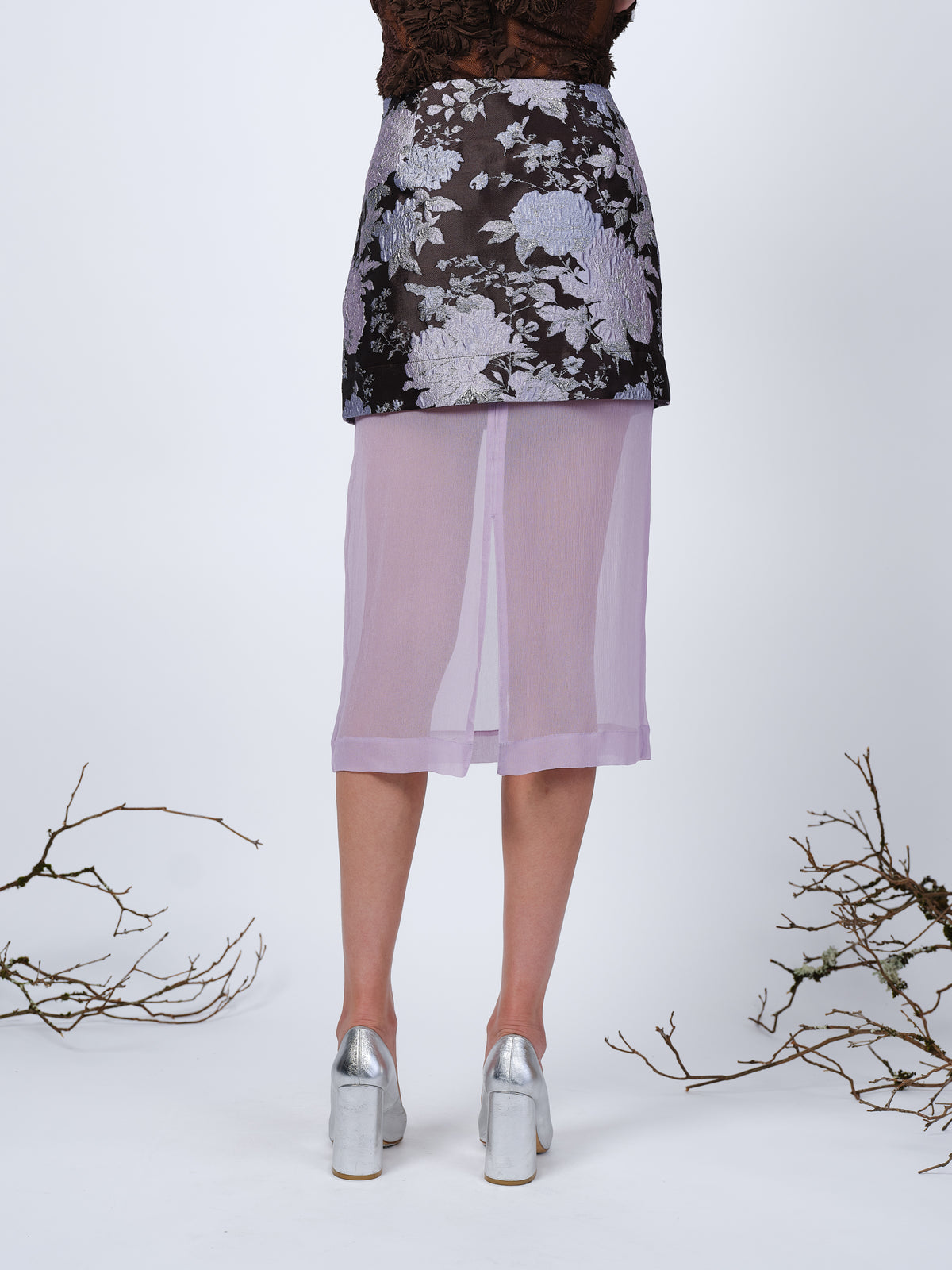 The Brooke skirt in burgundy/pink/silver jacquard