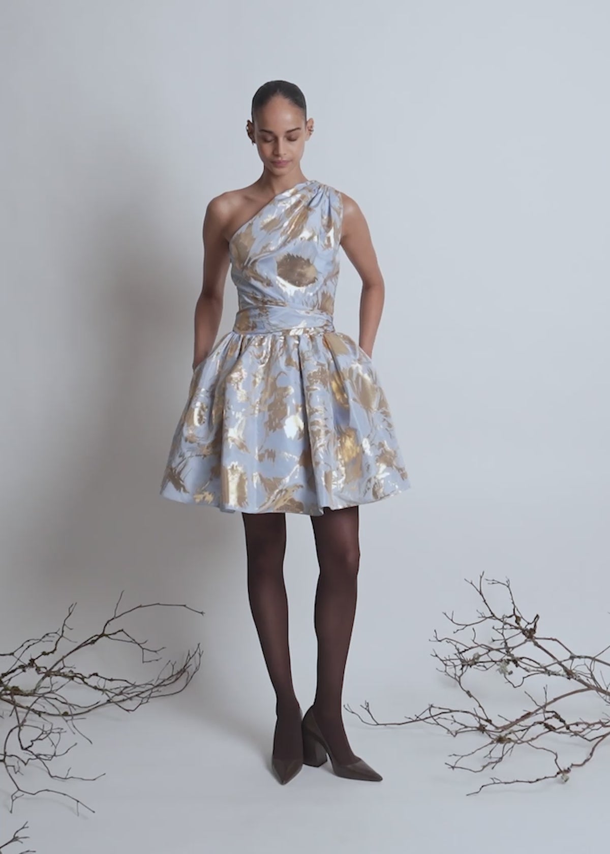 The Paula dress in cornflower and gold