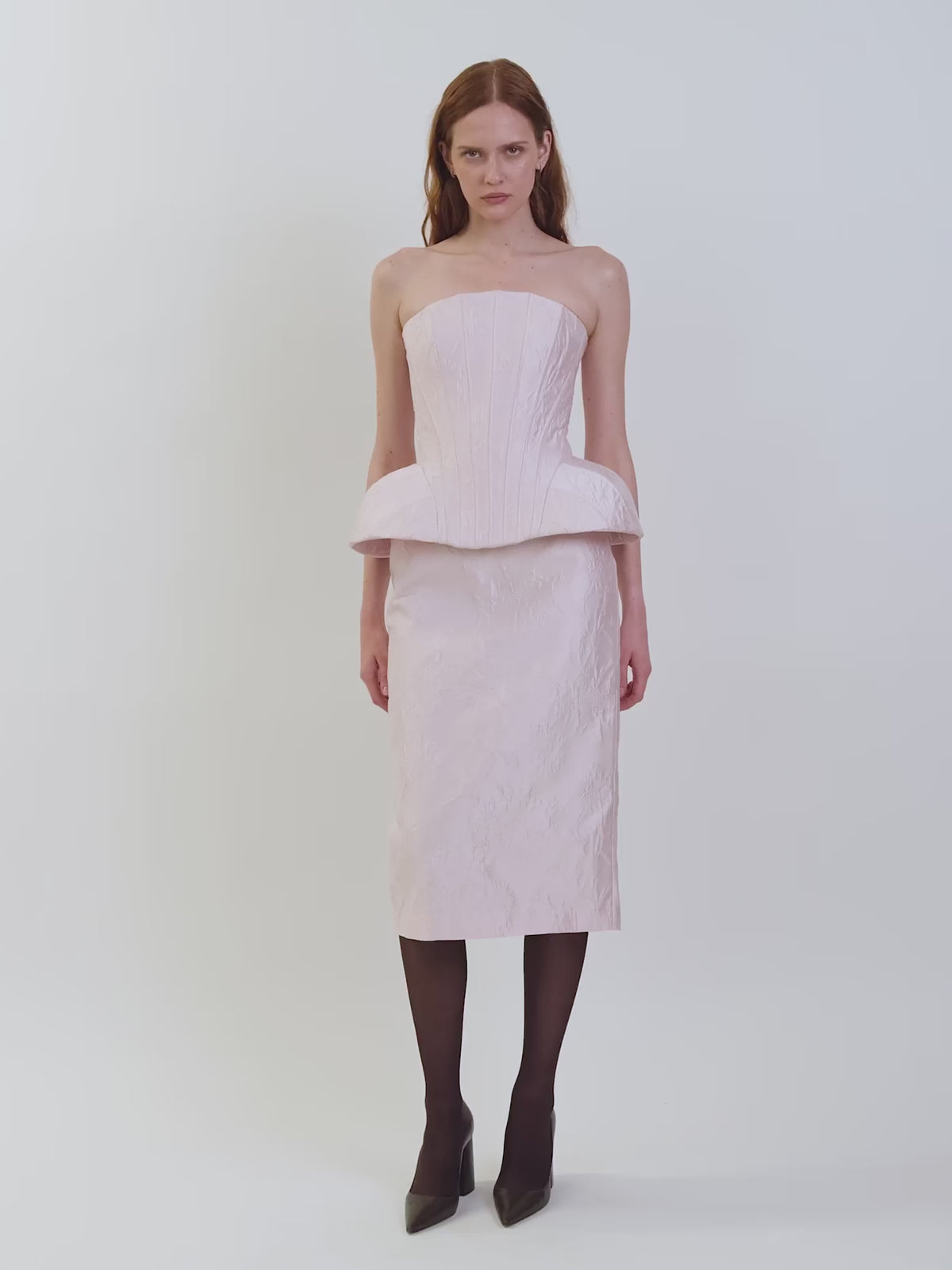 The Clarissa pencil skirt in pale pink brocade