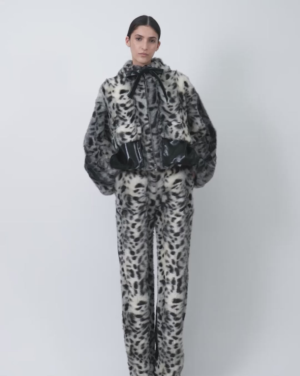 The Barberini pants in faux leopard