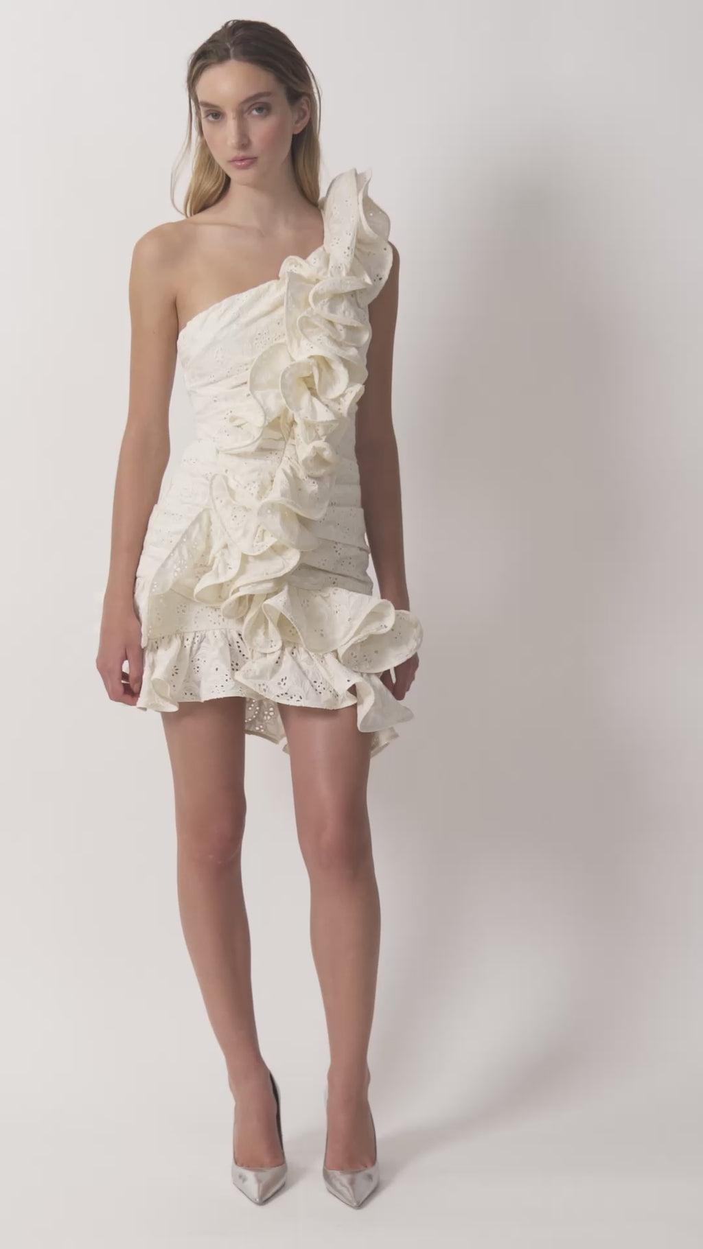 The Sonia dress in cream
